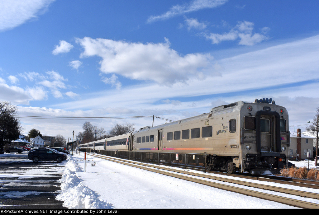  NJT Comet V Cab Car trailing on NJT Train # 5221 as it is about to stop at Raritan Station, the last stop of its run 